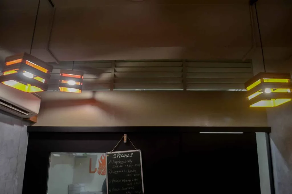 ss-11-restaurant-longman-pizza-11