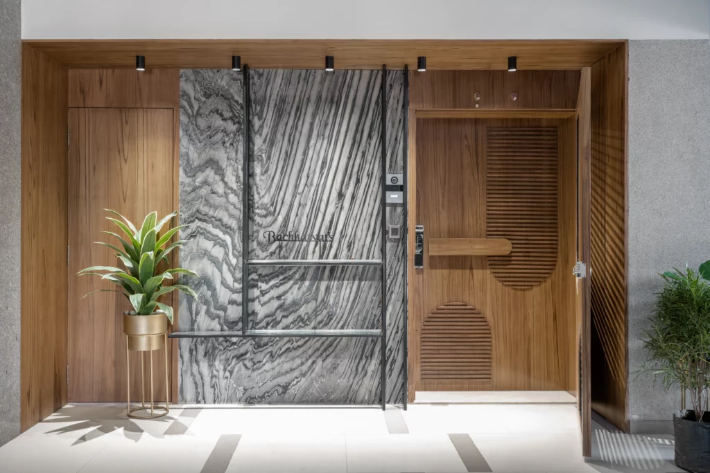 ss-19-residence-4bhk-vastrapur-10