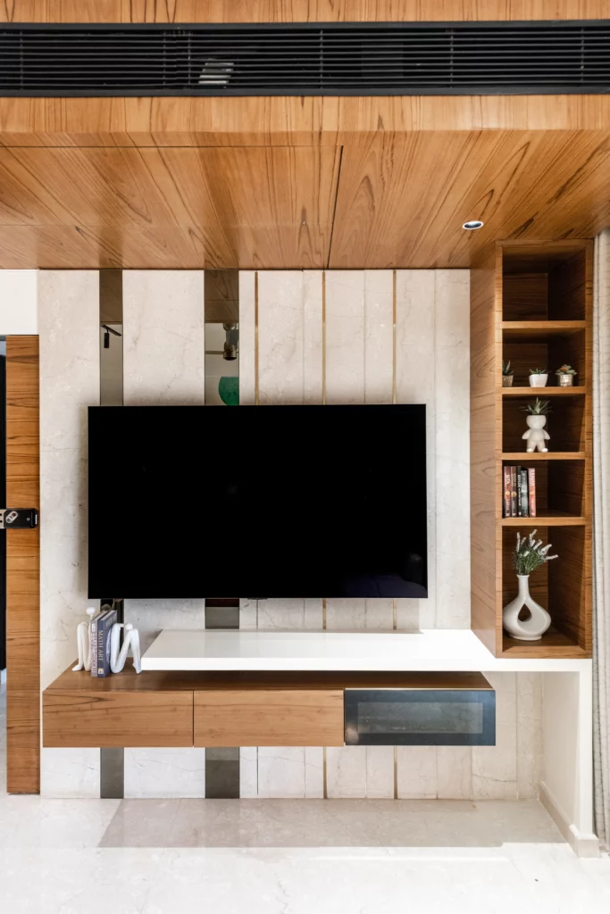 ss-19-residence-4bhk-vastrapur-16