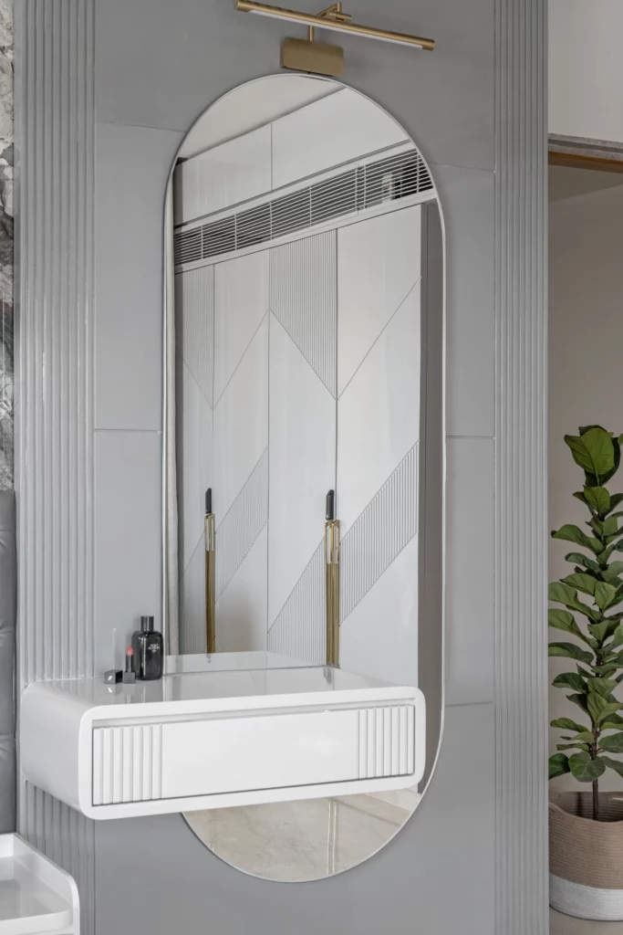 ss-19-residence-4bhk-vastrapur-21